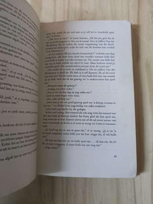 Maasdorp se Drie Musketiers (Nr 6) deur Stella Blakemore (5de uitgawe 1972)