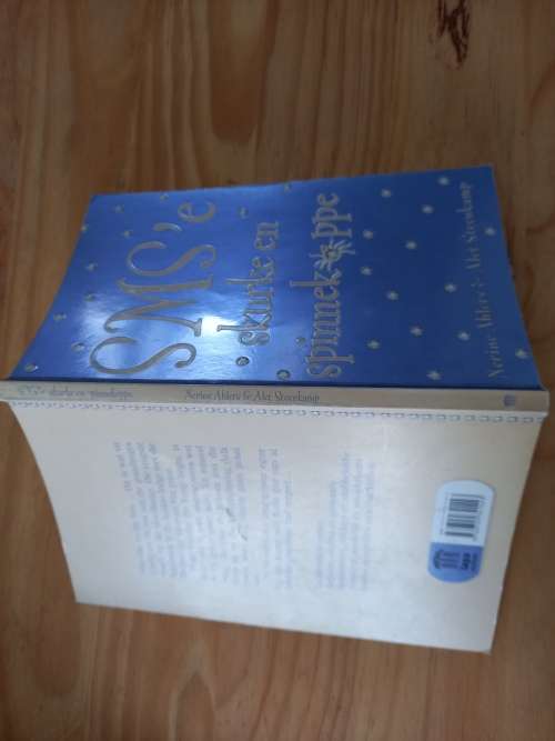 SMS`e skurke en spinnekoppe - Nerine Ahlers & Alet Steenkamp (2010)