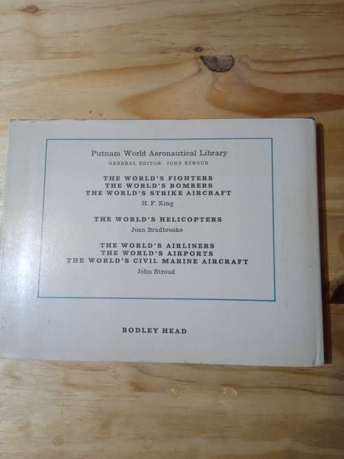 The world`s great pioneer flights - Oliver Tapper (1975)