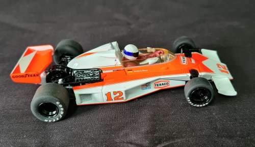 Scalextric McLaren M23