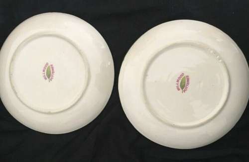 Milwood potteries decorative plates (set of 2)