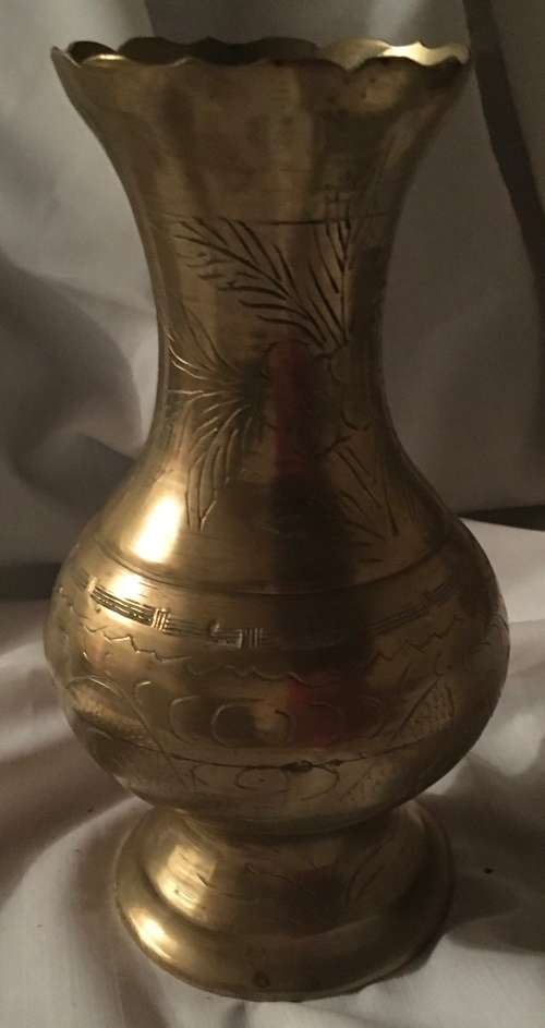 Brass vase - 25cm high