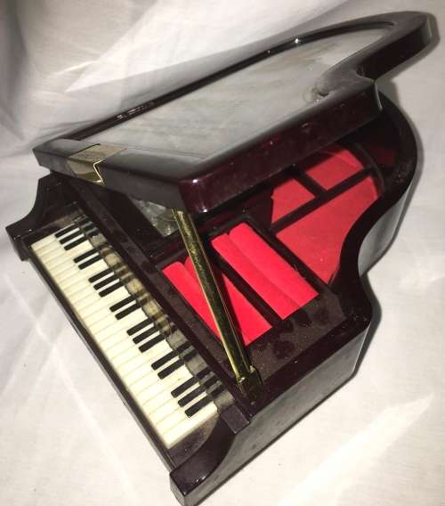 Jewellery box: Kings Musical Grand Piano