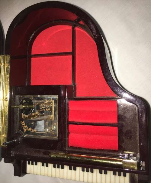 Jewellery box: Kings Musical Grand Piano