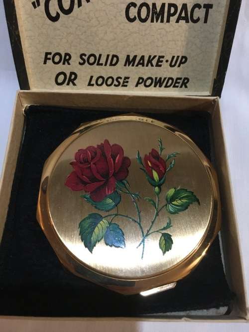 Compact by Stratton in original box