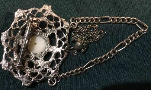 Vintage brooch (faux Pearl)