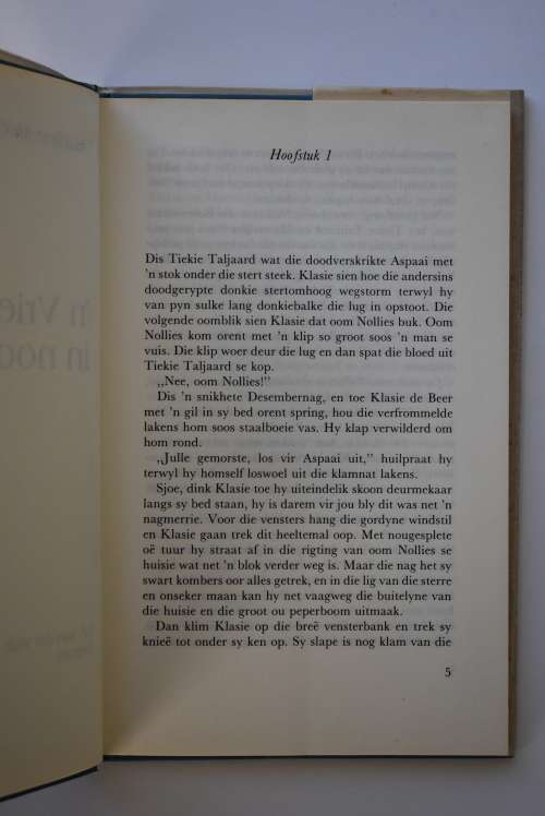 M. McCallaghan: 'n Vriend in Nood. J.P. van der Walt, 1983.