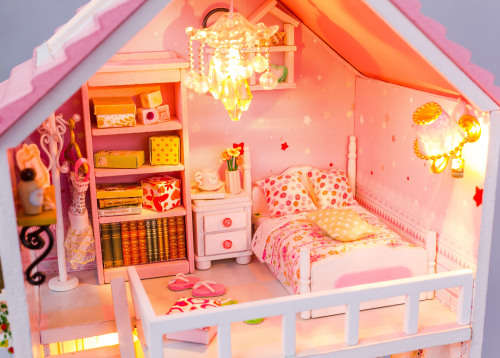 Spring Romance (Brand new, in stock, can ship immediately)