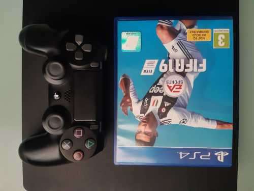 PS4 SLIM 1TB