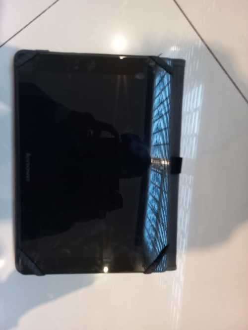 LENOVO S6000-H TABLET(includes protective case)