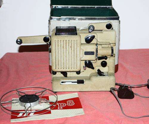 Eumig P8 Projector