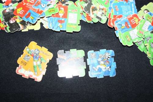 90 Simba Cricket Tazo's