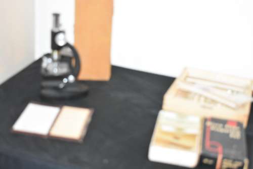 Boxed Microscope. Slides and Extra's