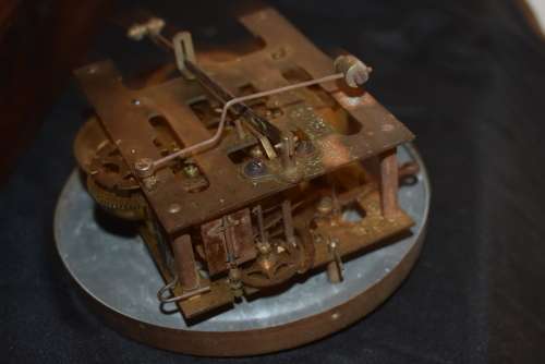 Wall Clock For Spares or Repairs