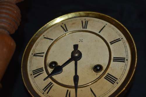 Wall Clock For Spares or Repairs