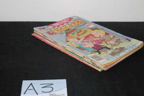 9 Richie Rich Comic Books