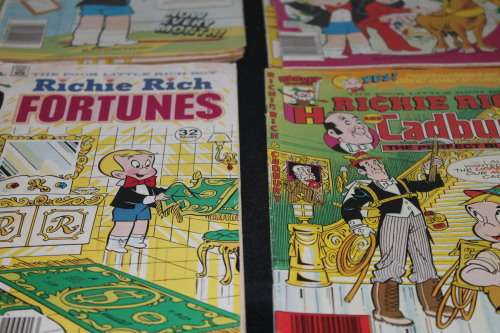 9 Richie Rich Comic Books