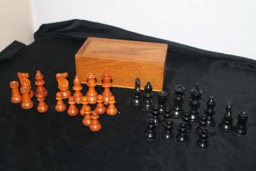 Wooden Chess Pieces