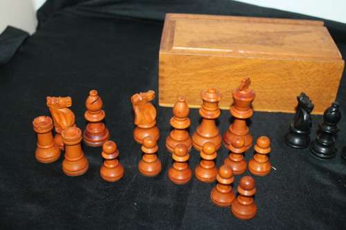 Wooden Chess Pieces