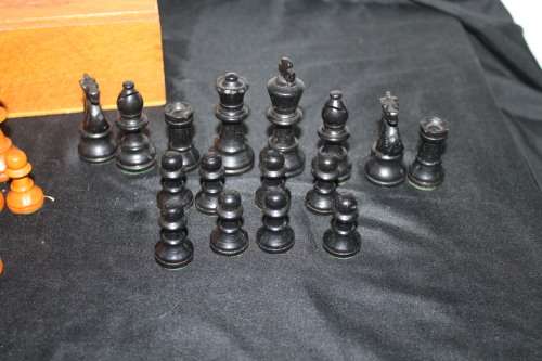 Wooden Chess Pieces