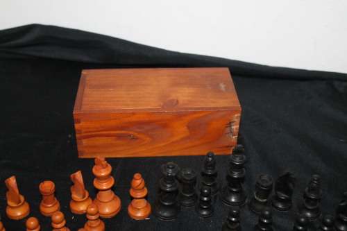 Wooden Chess Pieces