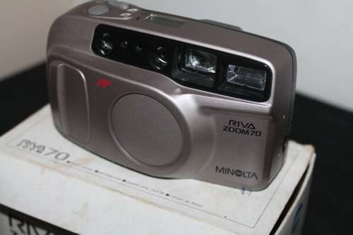 Minolta Riva 70