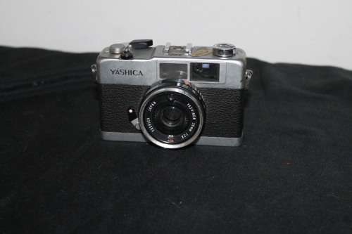 Yashica 5 ME