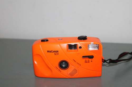MaGinon 501 Orange Camera