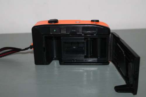 MaGinon 501 Orange Camera