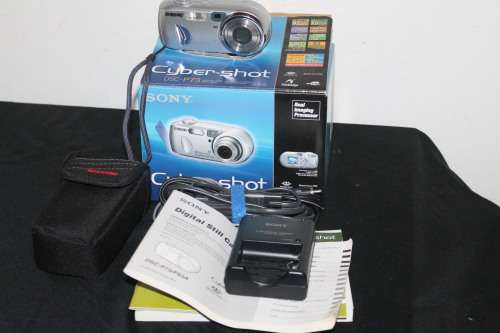 Sony Cyber-shot DSC P73