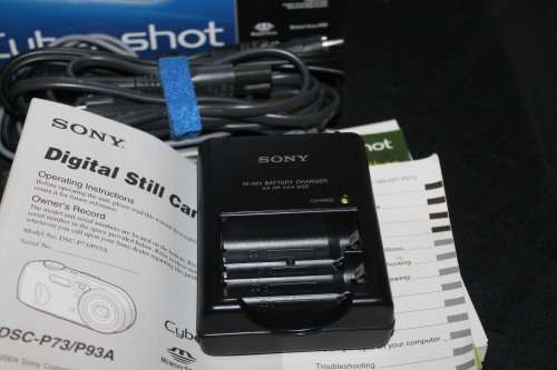 Sony Cyber-shot DSC P73