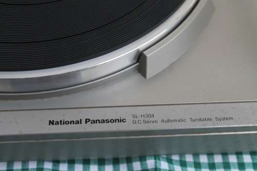 National Panasonic SL H304 Turntable