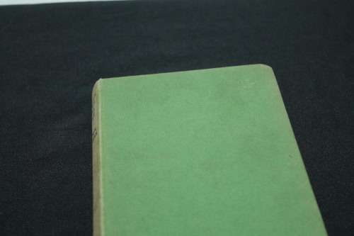 Capt W E Johns Biggles Makes Ends Meet