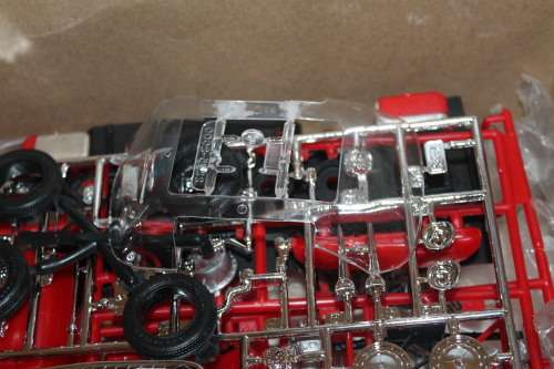 57 Chevy Hardtop 1:24