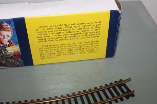 12 Curved Tracks AHM