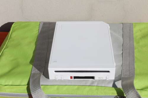WII Console with Balance Board 2 Games and Extra`s