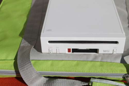 WII Console with Balance Board 2 Games and Extra`s