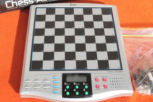 Electronic Chess,  Chess Academy