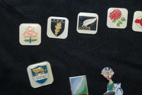 12 Rugby Pins