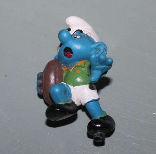 Rare Rugby Smurf, Base missing