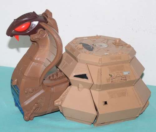 1984 Tomy  Starriors Battle Station