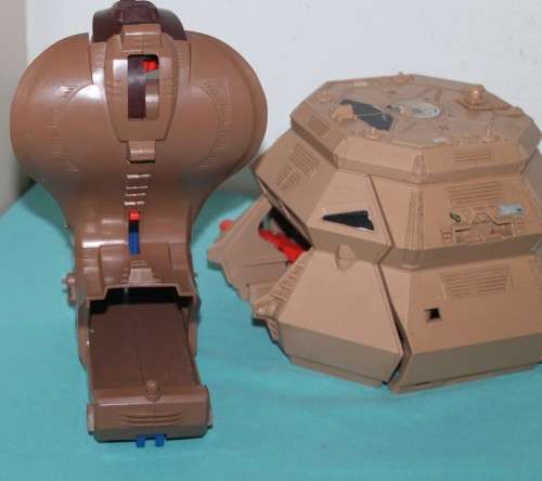 1984 Tomy  Starriors Battle Station