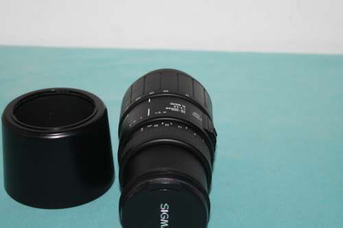 Sigma 70-300mm DL Macro lens