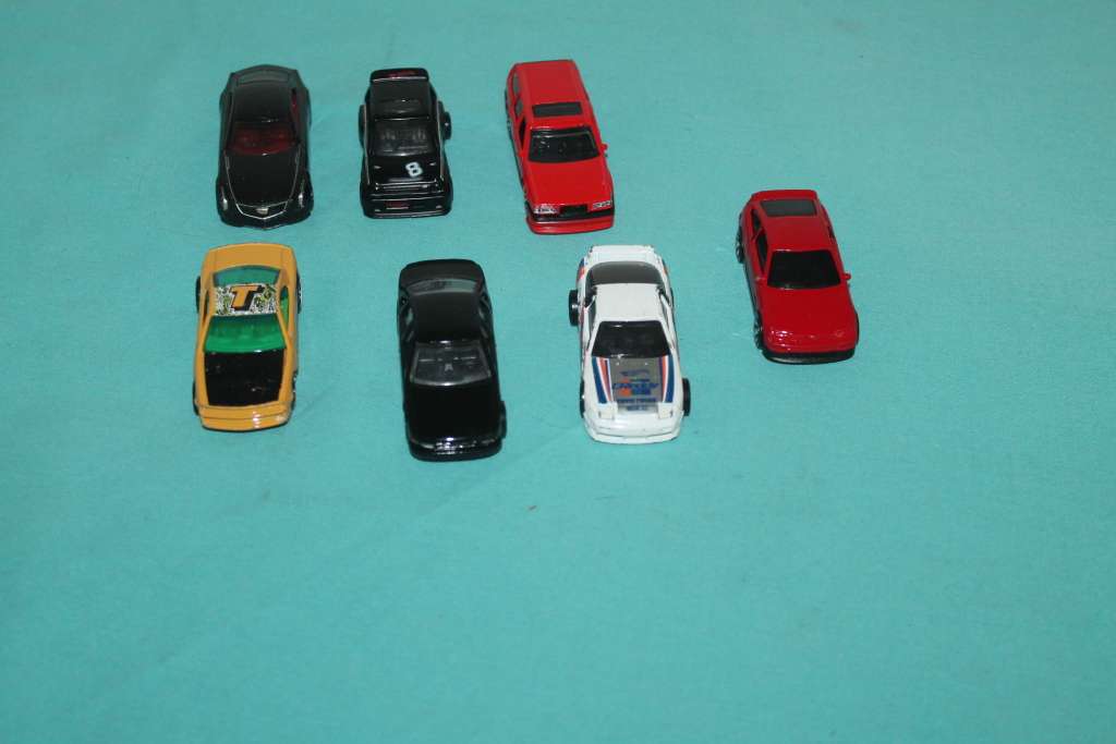 7 Hot wheels NO 2