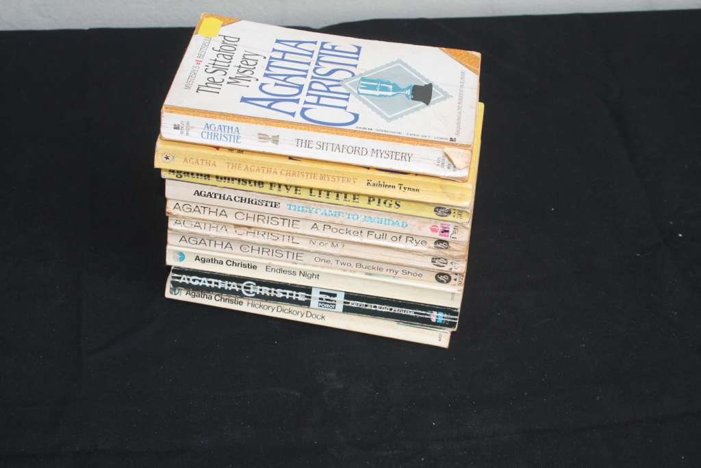 10 Agatha Christie Books No 2