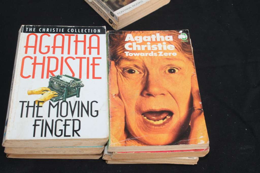 10 Agatha Christie Books No 3