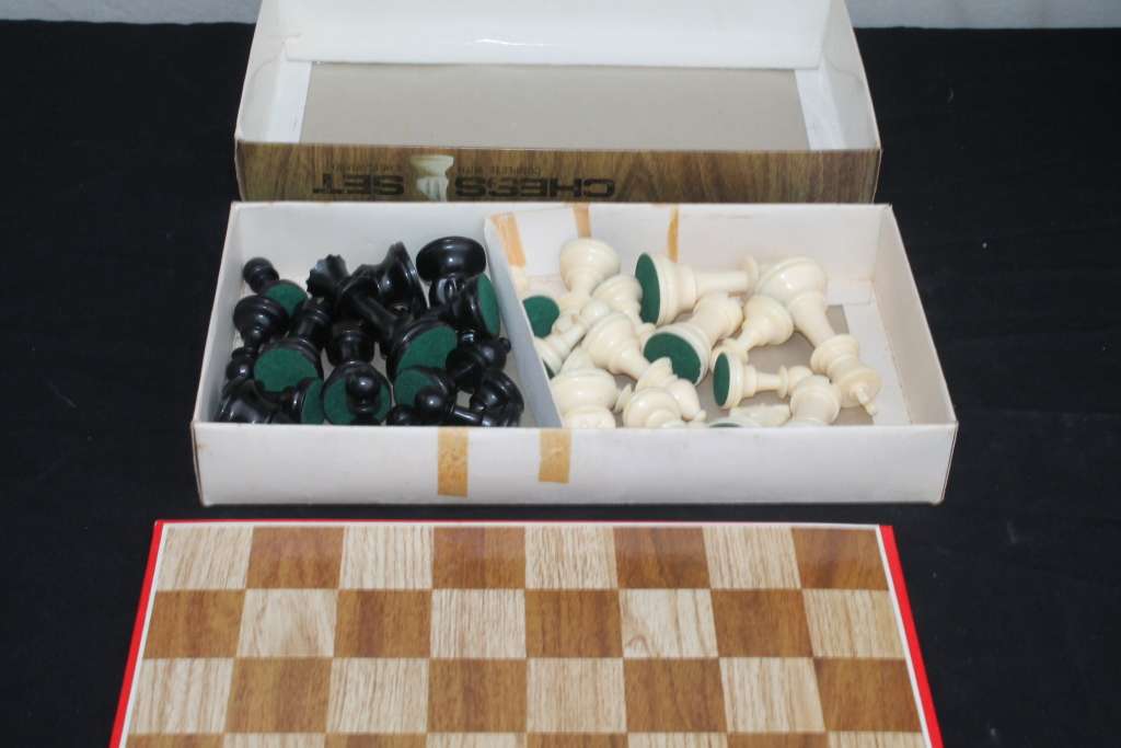 1980`s Chess Set
