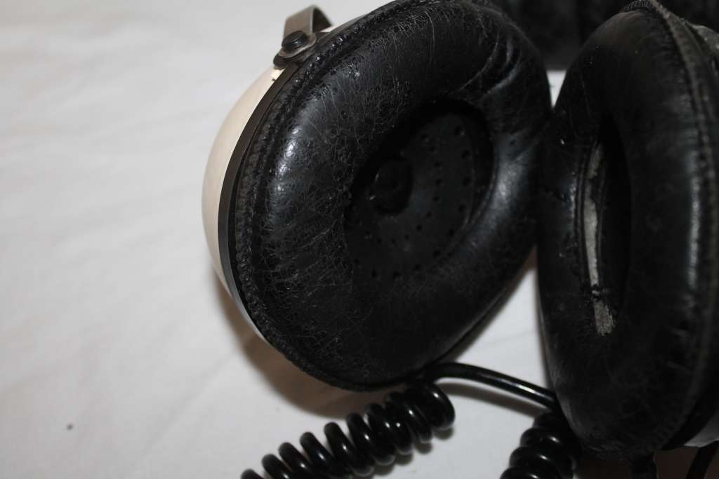 Vintage Pioneer SE 30 A Headphones Boxed