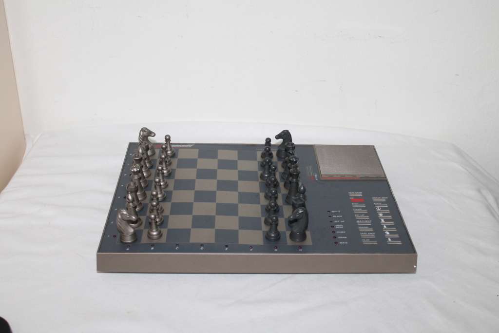 Kasparov Companion III Chess Computer Boxed