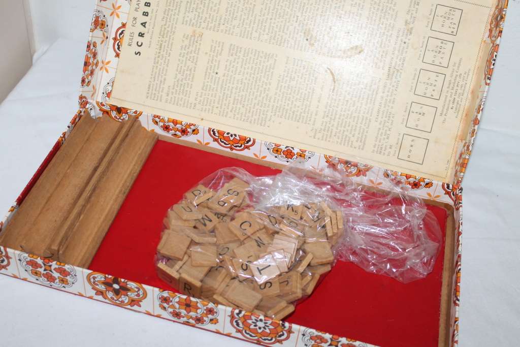 Scrabble Wooden Pieces